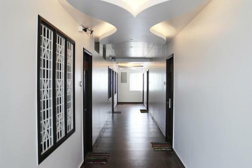 Hotel Cs Arunachala Residency
