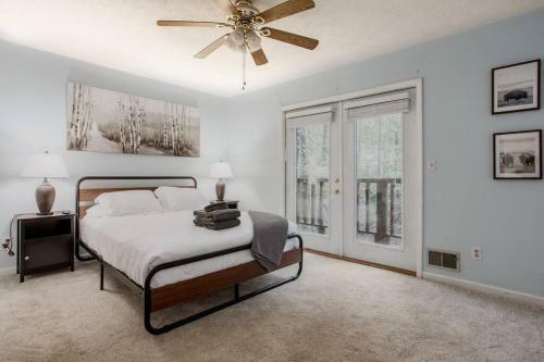 Entire Cozy City Cabin-tvs In Every Room!