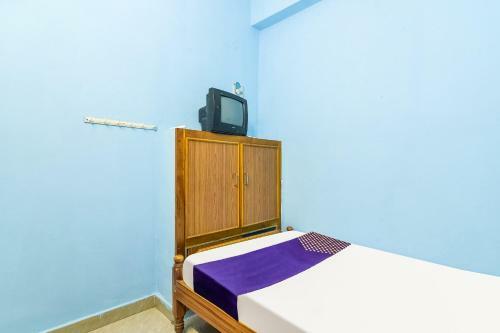 Hotel Spot On 48566 R R Residency