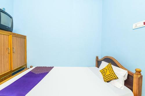 Hotel Spot On 48566 R R Residency