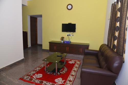 Four Seasons Home Stay