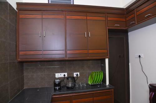 Four Seasons Home Stay