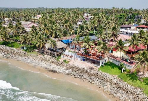 Hotel Black Beach Resort