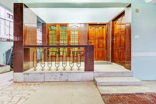 Hostal Oyo Home 66772 Budget Stay Trinity Villa