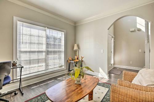 Quiet Home With Private Yard, 26 Mi To Atlanta!