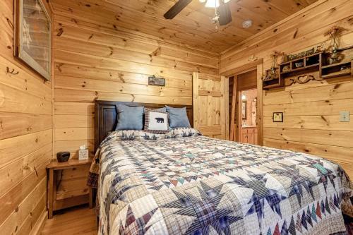 Creekside Hideaway