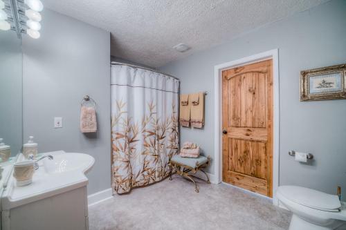 Copper Basin River House