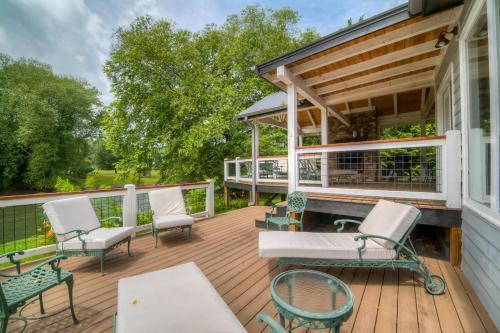 Copper Basin River House