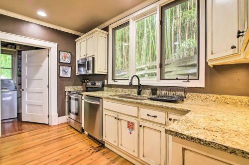Cloudland Retreat With Mountain And Valley Views!
