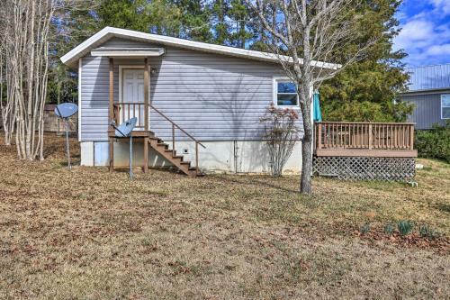 Lake Sinclair Cottage With Deck And Boat Dock!
