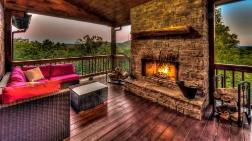Crystal Sky By Escape To Blue Ridge