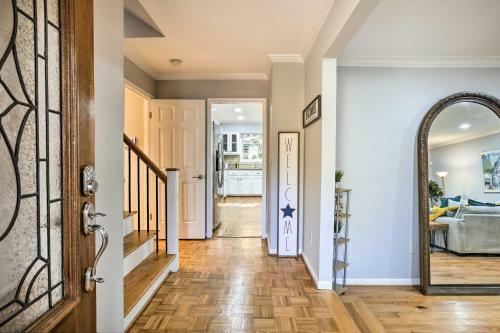 Apartamento Hilltop Marietta Apt With Custom Design And Decor