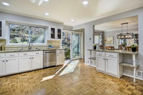 Apartamento Hilltop Marietta Apt With Custom Design And Decor