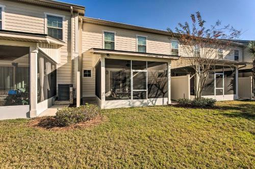Chic St Simons Island Townhome With Pool Access