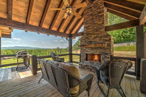 Gibbs Mountain By Escape To Blue Ridge