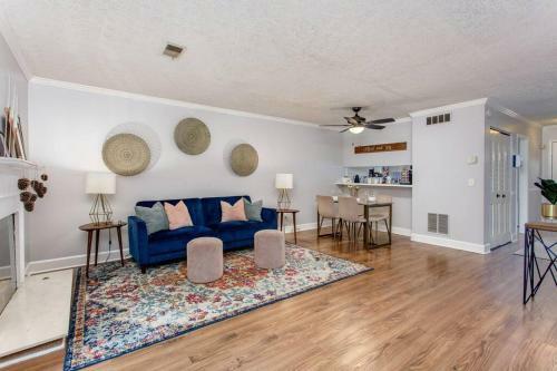 Weekdays Discounted - Every Bedroom With Tv!