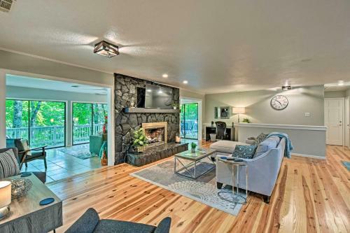 Luxurious Sky Valley Golf Resort Home With 3 Decks!