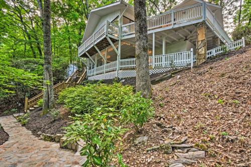 Luxurious Sky Valley Golf Resort Home With 3 Decks!