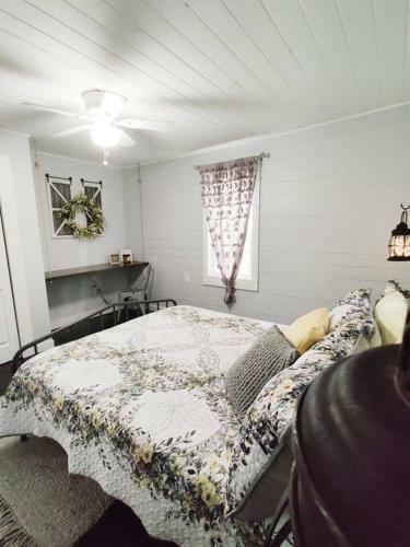 Honeycomb Haven In Beautiful Historic Thomasville