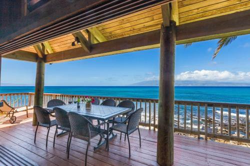 Napili Ocean Front House 43 Home