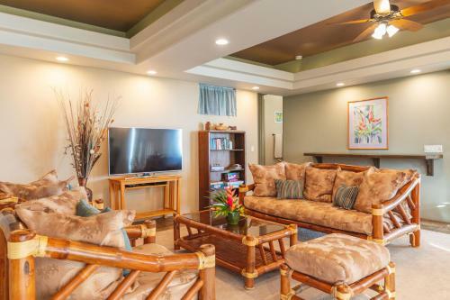 Villa Affordable Luxury On One Acre
