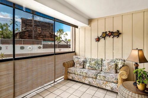 Kona Plaza#113