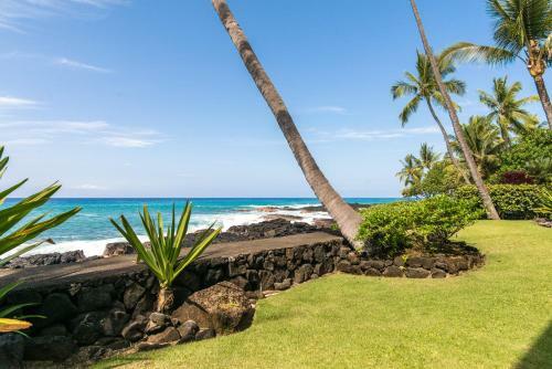 Kona Seaside Yacht Villa