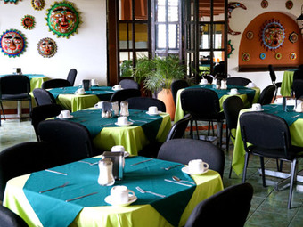 Hotel Villa Del Sol And Suites