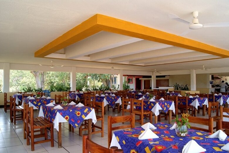 Hotel Qualton Club Ixtapa All Inclusive