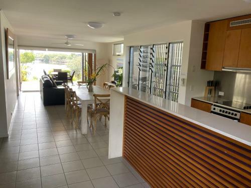 Apartamento Lagoon-front Luxury At Twin Waters Resort