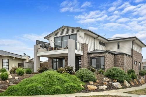 Beautiful Family Home With Beach Views