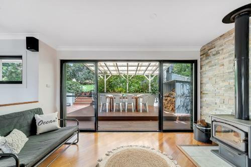 Modern Beach Home, Stunning View And Great Garden