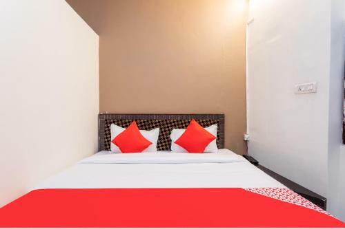 Oyo 30888 Hotel Mahadev