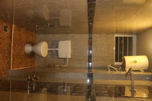 Hotel Evergreen Paradise