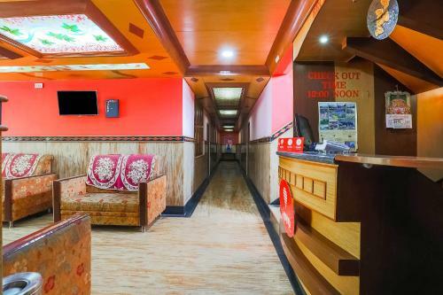 Hotel Oyo Flagship 24364 Shiv Shanthi Grand