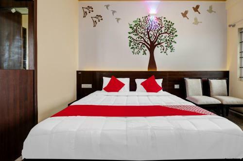 Hotel Oyo 82631 Dms Service Apartment