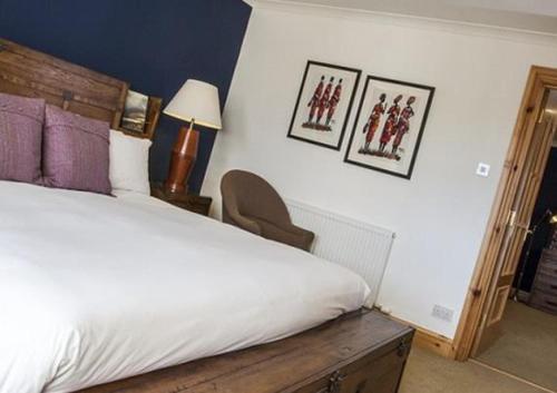 Hostal Sutherlands Guest House