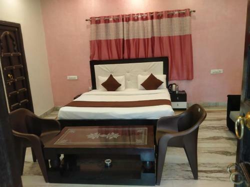 Hotel Badi Garh Palace Resort & Spa