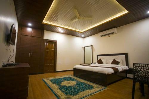 Hotel Badi Garh Palace Resort & Spa