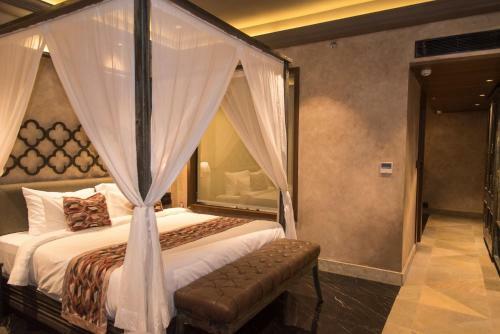 Hotel Historia Royal