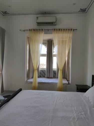 Bordia Hills Villas With Pool