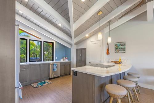 129-3 Puamana Ocean View
