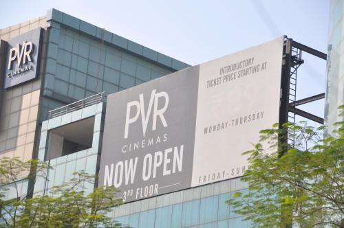 Hostal Luxurious Affordable Serviced Apt Parichowk/expomart/expressway Noida