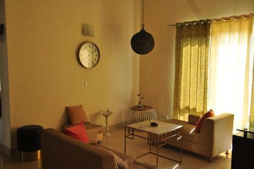 Luxurious Serviced Apartment Pari Chowk Expomart Noida Gnoida Expressway