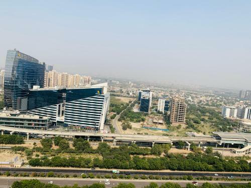 Apartamento The Vogue Square Near India Expo Mart