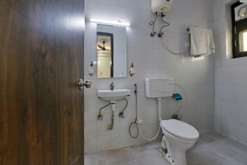 Hotel Admire Inn "atta Market, Noida Sector 18"