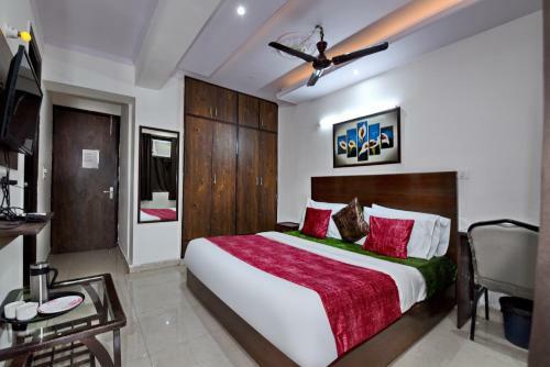 Hotel Admire Inn "atta Market, Noida Sector 18"