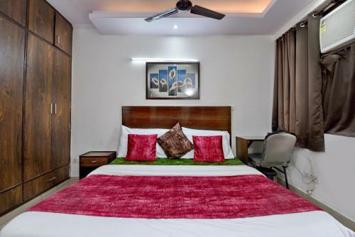 Hotel Admire Inn "atta Market, Noida Sector 18"