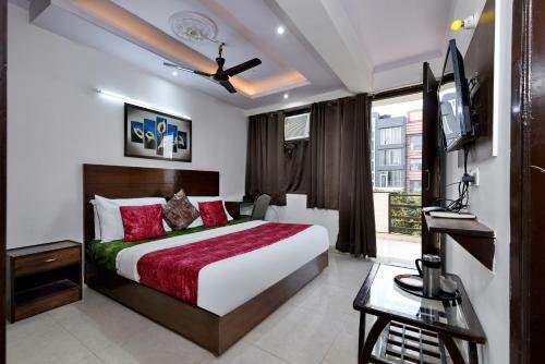 Hotel Admire Inn "atta Market, Noida Sector 18"