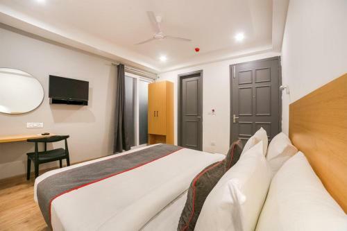 Hotel Admire Inn "atta Market, Noida Sector 18"